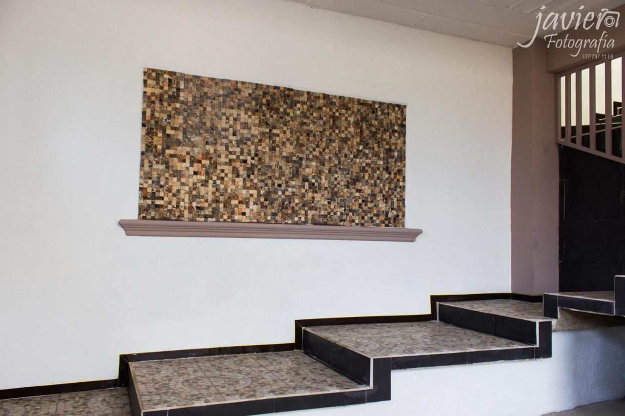 Aparthotel LOFTS en Cuernavaca con alberca climatizada Exterior foto